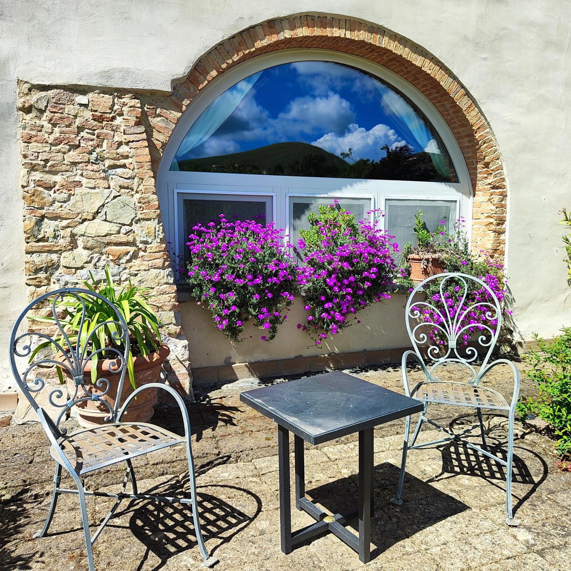 Agriturismo Podere il Fornacino Santa Luce Esterno foto